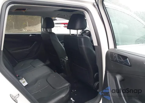 2008 Volkswagen Passat Komfort из США, поврежденный, VIN WVWLK73C18E064083